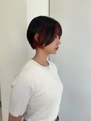 ショート RIN⌇ レイヤー⌇ 艶カラー🌙のヘアスタイル