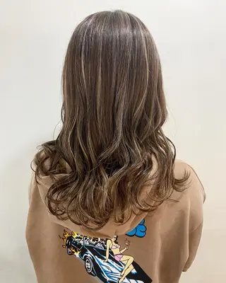 ロング カラー フラム所属・WATANABE MISAKIのヘアスタイル