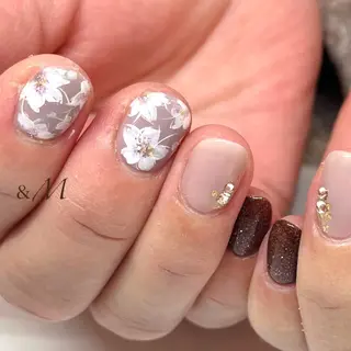 ネイル アンドエム ＆Ｍのネイルデザイン