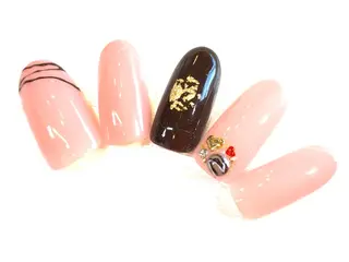 ネイル @.Freestyle 【フリースタイル】所属・根本 奈美のネイルデザイン