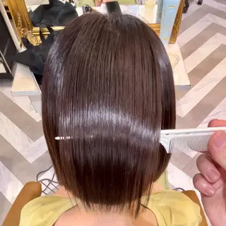 ミディアム カラー 髪質改善【縮毛矯正】 美髪ボブを量産する人のヘアスタイル