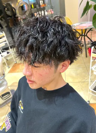 ショート パーマ メンズ メンズパーマ特化 外山　健太のヘアスタイル