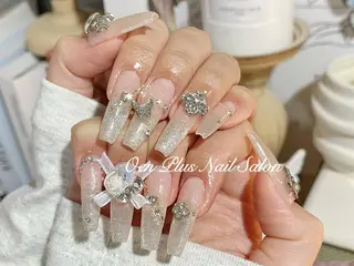 ネイル One Plus Nail Salonのネイルデザイン