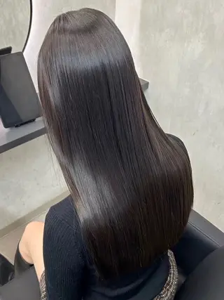 ロング ハイトーン/レイヤー カット岩田健斗/新宿のヘアスタイル