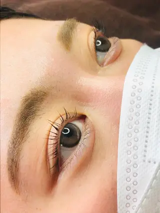 マツエク・マツパ 頭痛肩こりで悩むおとな女性専門ボディケアサロンねこもみ所属・札幌 頭痛肩こり解消 セラピストkaoriのエステ・リラクイメージ