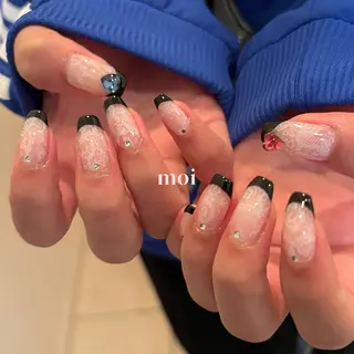 ネイル moi nail ˙⋆.˚のネイルデザイン