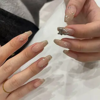 ネイル 高杉 碧のネイルデザイン