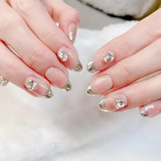 ネイル 根津 綾子のネイルデザイン