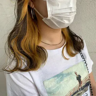 セミロング 透明感カラー 金村真子のヘアスタイル