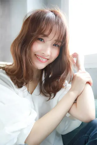 セミロング やまだ まいのヘアスタイル