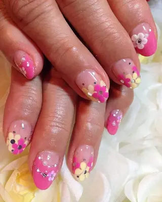 ネイル 板倉 店長のネイルデザイン