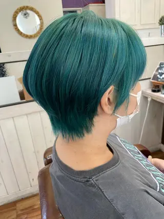 ショート カラー Well's TAIGAのヘアスタイル