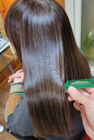 ロング 田中 美沙のヘアスタイル