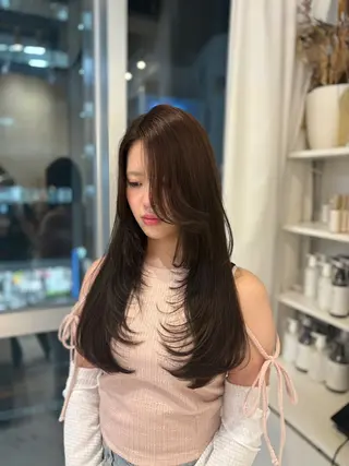 ロング 似合わせレイヤー🪽 グレージュ🪽のあのヘアスタイル