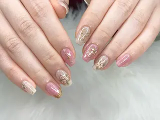 ネイル アイズ渋谷店所属・アイズ~is~渋谷店 hiyo🐈‍⬛のネイルデザイン