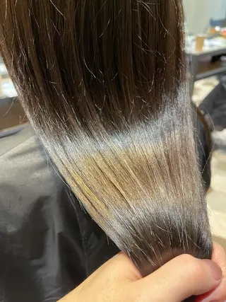 ロング シンタニナオト /梅田茶屋町のヘアスタイル