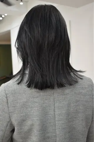 ミディアム カラー レイヤーボブ/ 艶カラー/サナ🌼のヘアスタイル