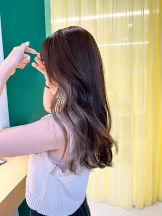 ロング カラー パーマ ヘアアレンジ M所属・ハイトーン/透け感 カラー🎀真香のヘアスタイル