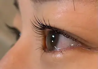 マツエク・マツパ hairLOOP所属・西院LOOP sayakaのヘアスタイル