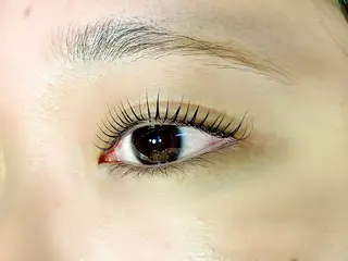 マツエク・マツパ ヘアメイクピカソ所属・ヘアメイクピカソ 髙井久美のマツエク・マツパデザイン