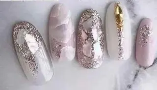 ネイル ゲン レイカのネイルデザイン