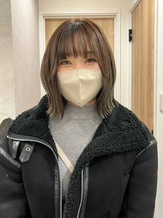 ミディアム anon Loemのヘアスタイル