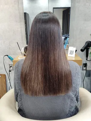 セミロング 濱比嘉 希恵のヘアスタイル