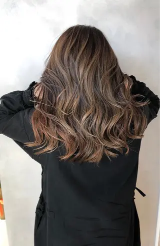 セミロング カラー 【代表】高山 一真のヘアスタイル