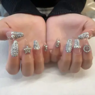 ネイル 💎🐰 saki. m 🐰💎のネイルデザイン