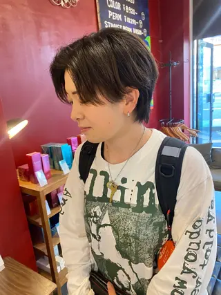 ショート 小日向 沙織のヘアスタイル