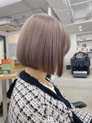ミディアム カラー flamme Annaのヘアスタイル