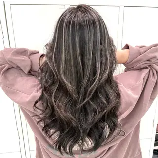 セミロング カラー 奥山義進/ハイトーン /バレイヤージュのヘアスタイル