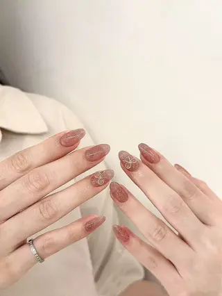 ネイル 相沢 さやかのネイルデザイン