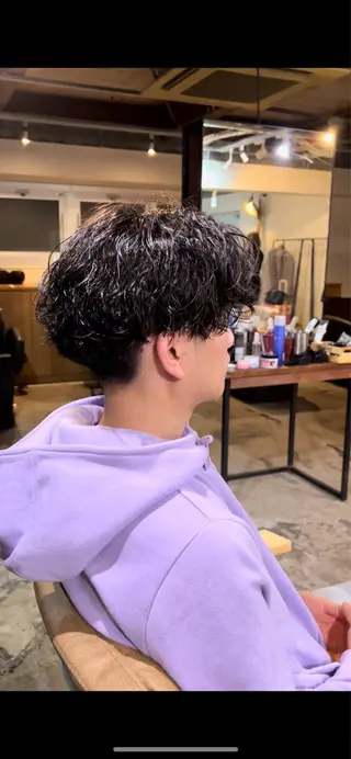 パーマ メンズ レイヤー/ハイトーン カラー/SHISEIのヘアスタイル