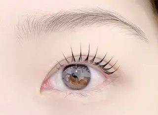 パーマ ACIEL EYELASH SALON所属・あ やねのマツエク・マツパデザイン