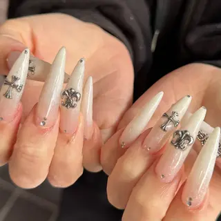 ロング 小川 柚香のネイルデザイン