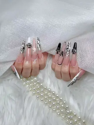 ネイル ENsalon AKIRAのネイルデザイン