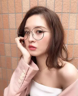 ミディアム 岡山 亮介のヘアスタイル