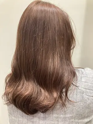 セミロング カラー ヘアアレンジ funeye MOEのマツエク・マツパデザイン