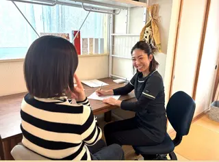 ルコナビューティ所属・小顔・歪み専門　井元 朋子のエステ・リラクイメージ