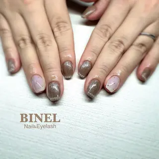 ネイル BINEL REINAのネイルデザイン