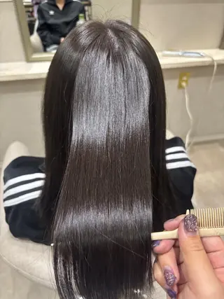 ミディアム aika .のヘアスタイル