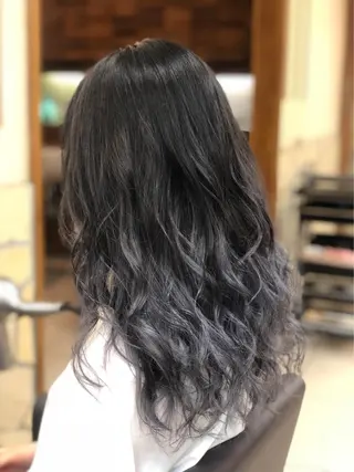 セミロング 髪質改善×ハイトーン 中田啄也のヘアスタイル