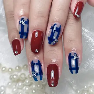 ネイル queensnail 🧸mikiのネイルデザイン