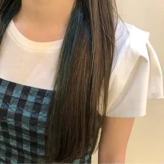 ロング 透明感・艶カラー/ 坂田友梨奈のヘアスタイル