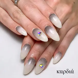 ネイル καρδιά -ｶﾙﾃﾞｨｱ-のネイルデザイン