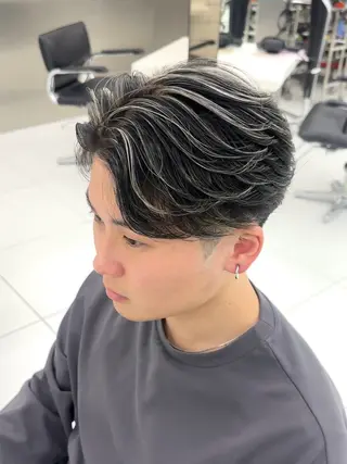 メンズ 白髪ぼかし/白髪 メッシュ/ゆうとのヘアスタイル