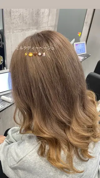 セミロング カラー 🥣ケアブリーチカ ラーTakato🥛のヘアスタイル