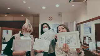 ショート カラー justbeauty CiNQのヘアスタイル