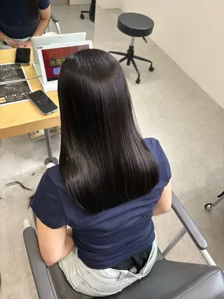 セミロング SOYON西大寺店所属・ダブルカラー/ 髪質改善💎安藤のヘアスタイル